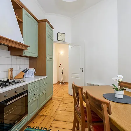 Silent Old Town דירה טאלין