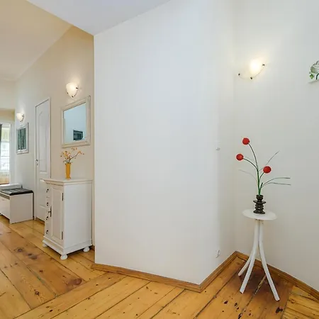Silent Old Town Apartman *